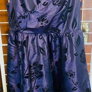 Modcloth Purple and Black Floral woman’s Dress